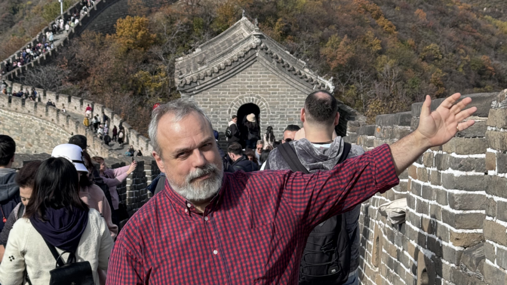 Ivan en la Gran Muralla China